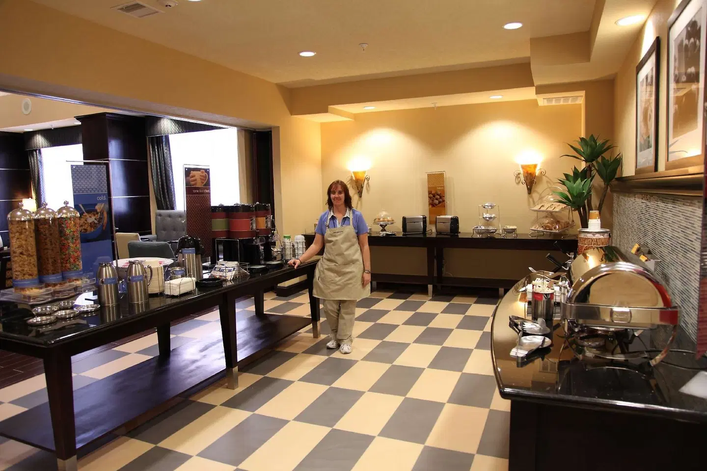 Hampton Inn & Suites Carlsbad LOUNGE_LOBBY