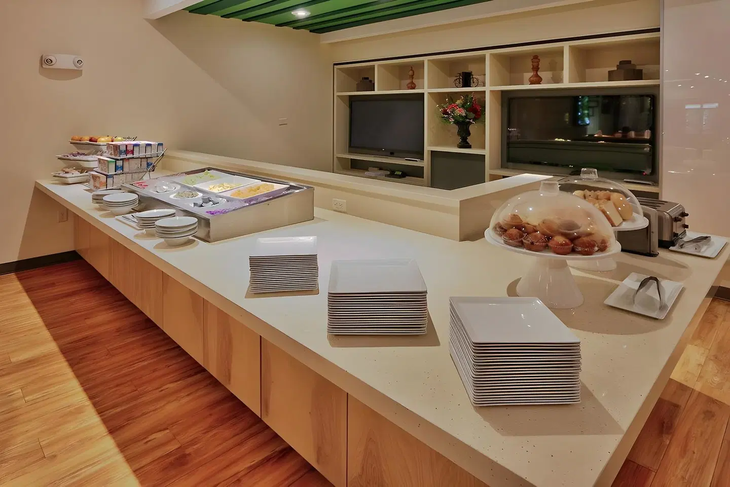 Holiday Inn Roswell by IHG HEALTH_BEAUTY