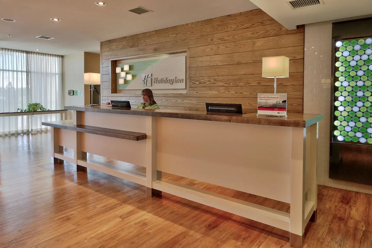 Holiday Inn Roswell by IHG LOUNGE_LOBBY