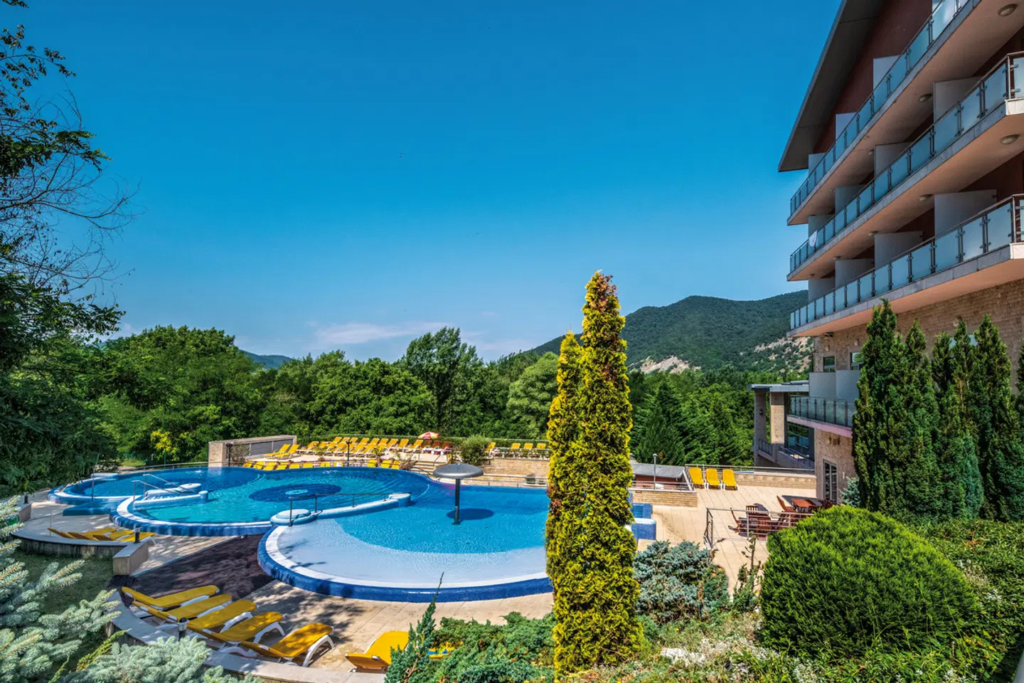 Thermal Hotel Visegrad OUTDOOR_POOL