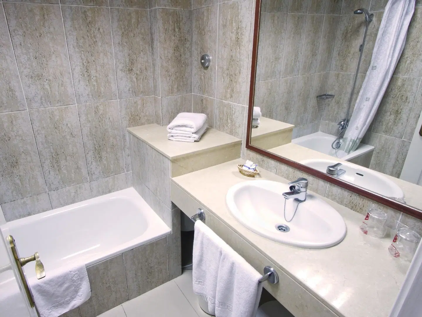 Hotel RF Astoria Badezimmer