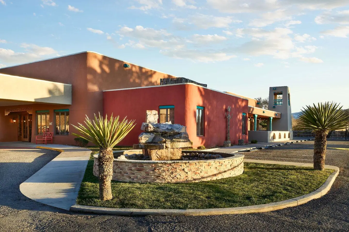Don Fernando De Taos EXTERIOR