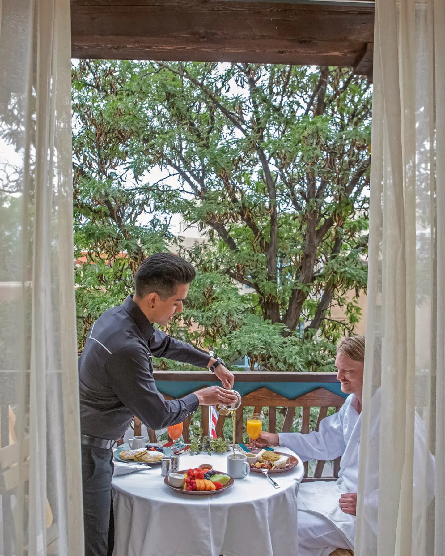 Rosewood Inn Of the Anasazi PEOPLE