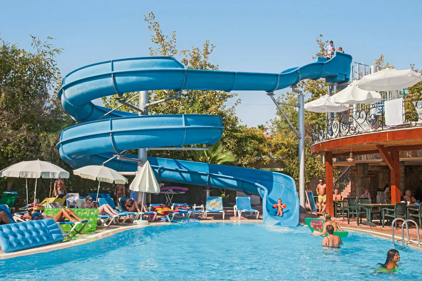 Dosi OUTDOOR_POOL