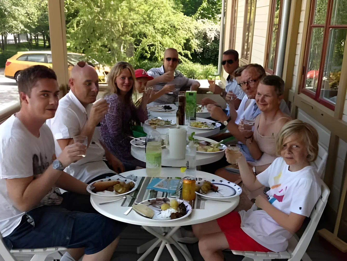 Ronneby Brunnspark Vandrarhem och B&B PEOPLE