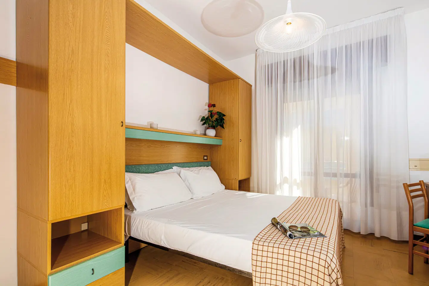 Astor ROOM_EXAMPLE