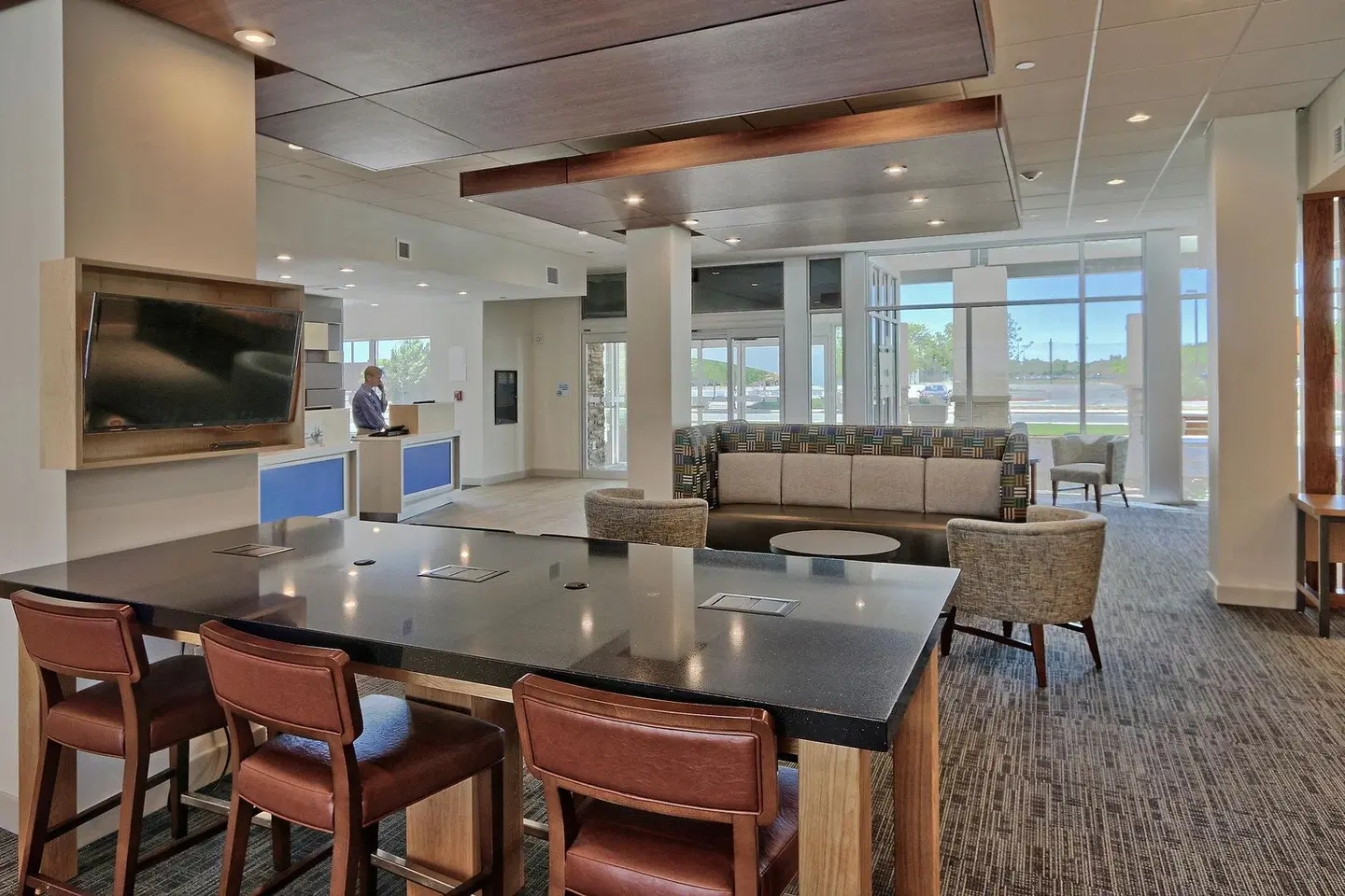 Holiday Inn Express & Suites Roswell by IHG LOUNGE_LOBBY
