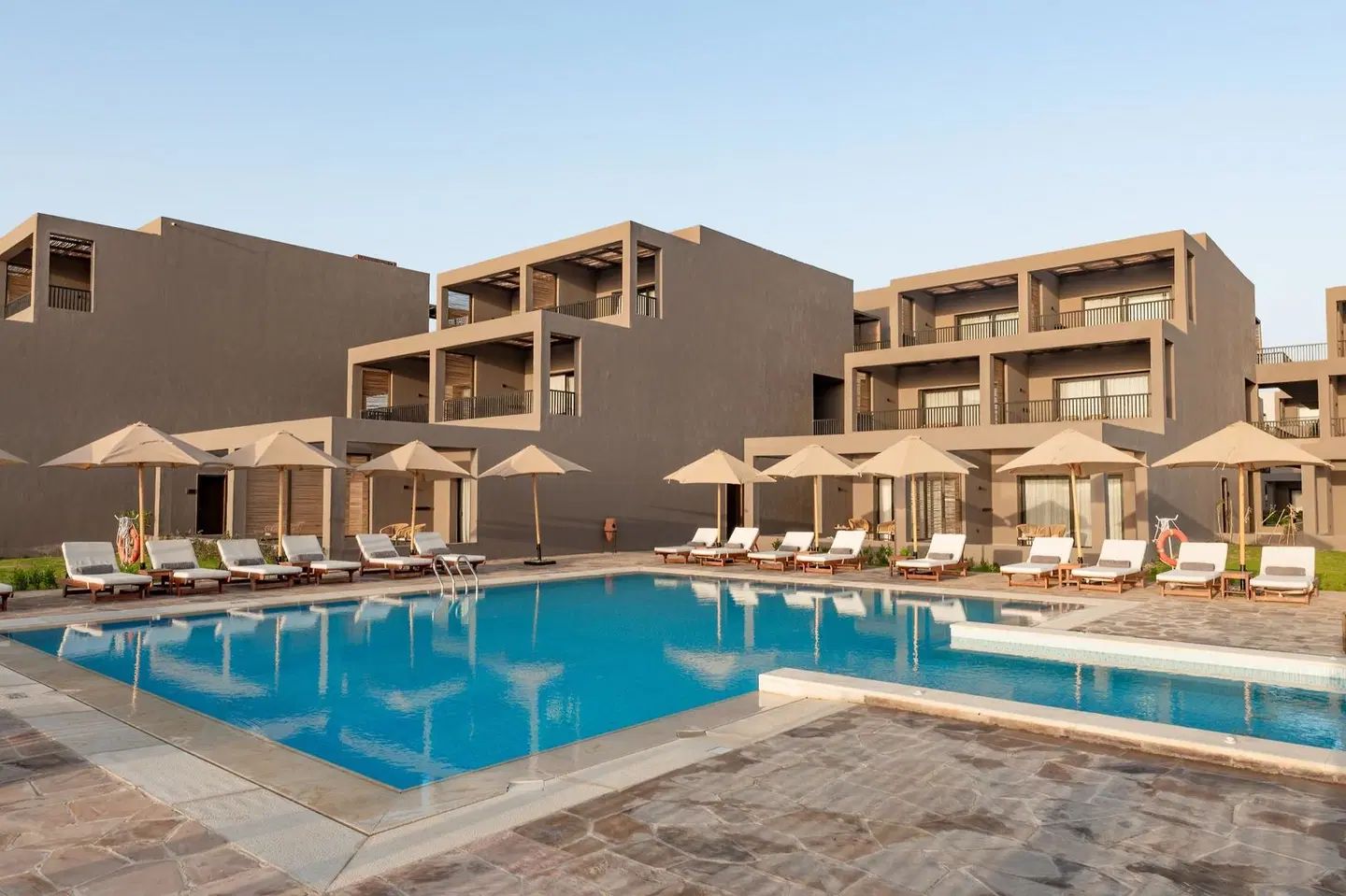 Sentido Naga Bay OUTDOOR_POOL