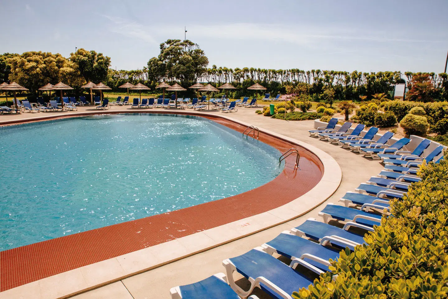 Axis Vermar Conference & Beach OUTDOOR_POOL