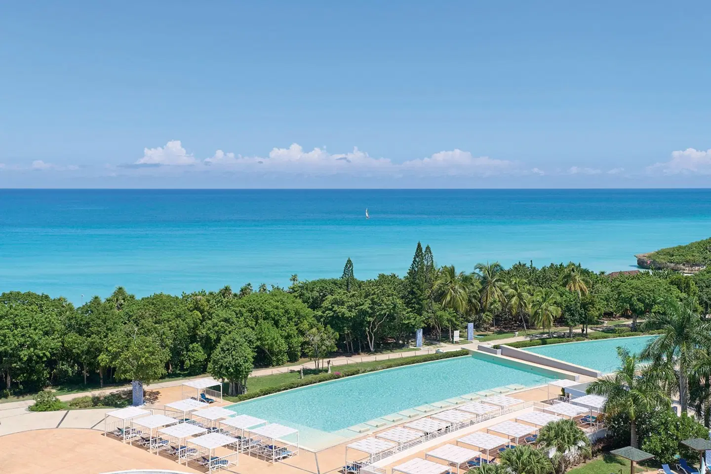 Bella Vista OUTDOOR_POOL