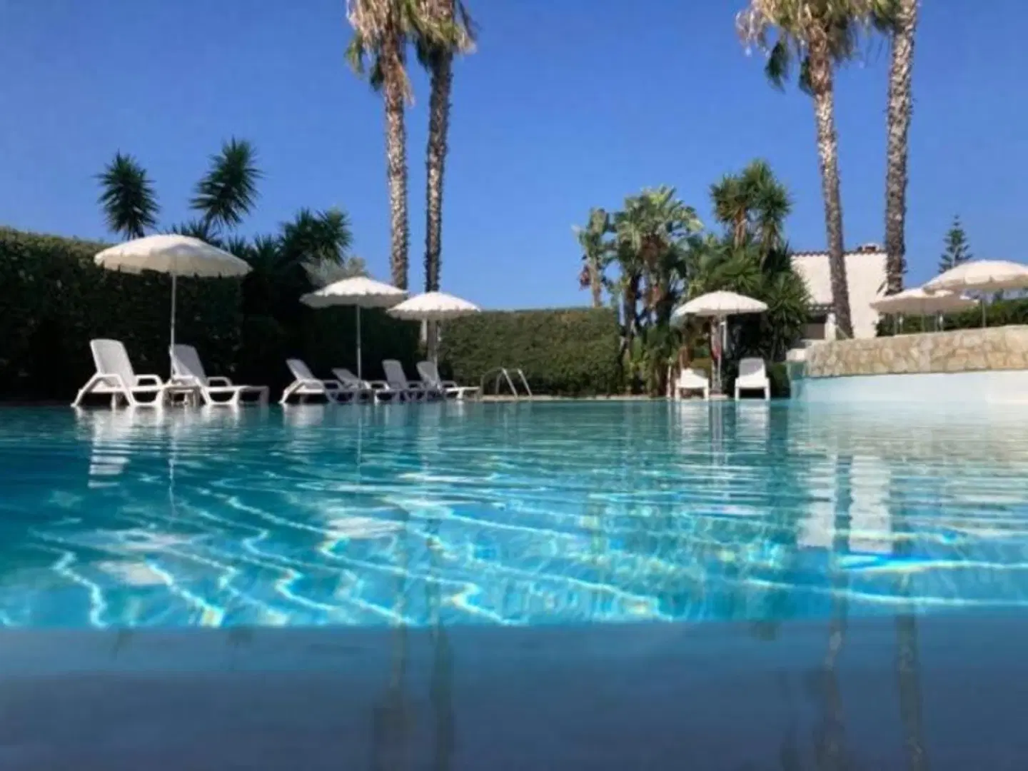 Hotel Magnolia OUTDOOR_POOL