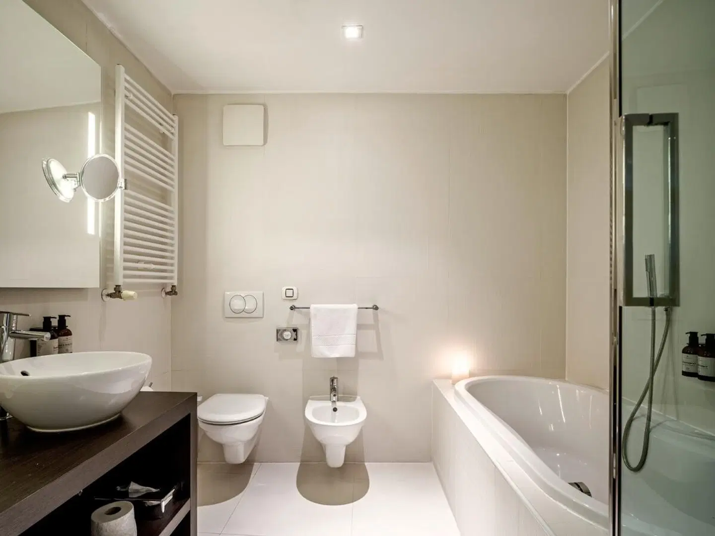 NH Collection Budapest City Center Badezimmer