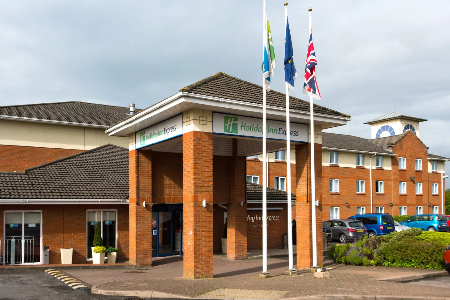 Holiday Inn Express Gloucester - South by IHG EXTERIOR