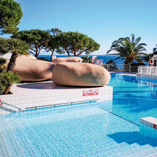 Columbus Hotel Monte-Carlo, Curio Collection by Hilton OUTDOOR_POOL