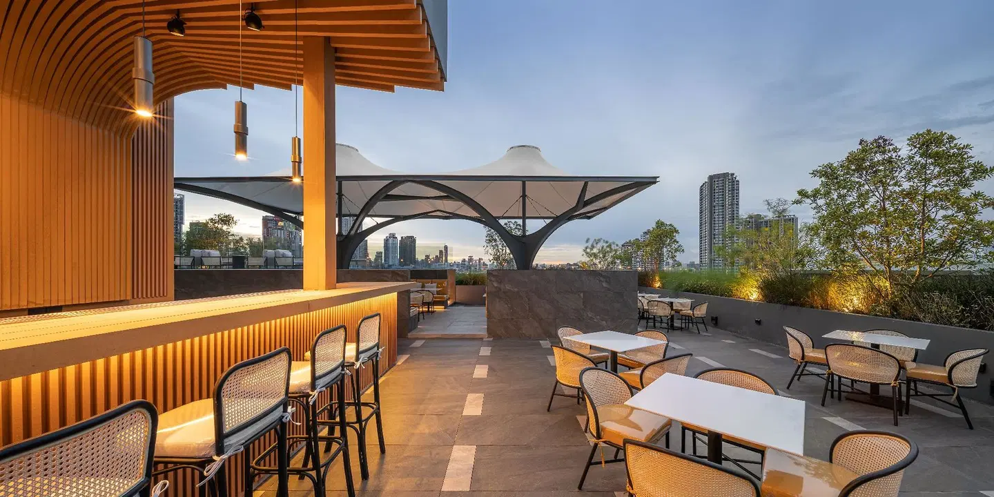 Ramada Plaza by Wyndham Bangkok Sukhumvit 48 Terrasse