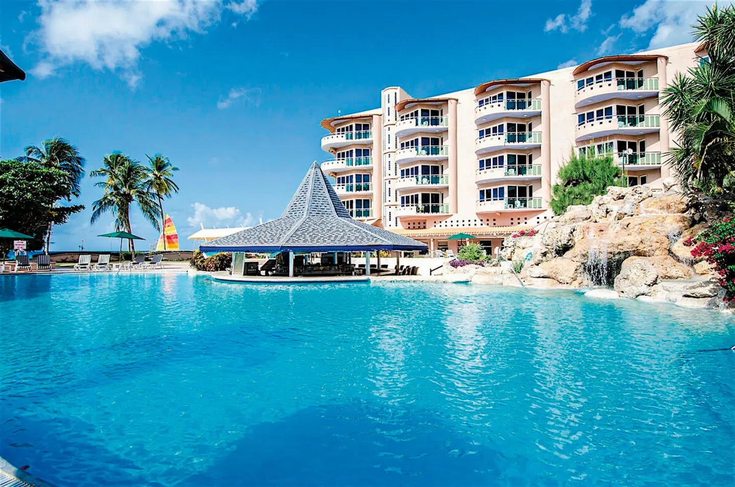 Accra Beach Hotel & Spa OUTDOOR_POOL