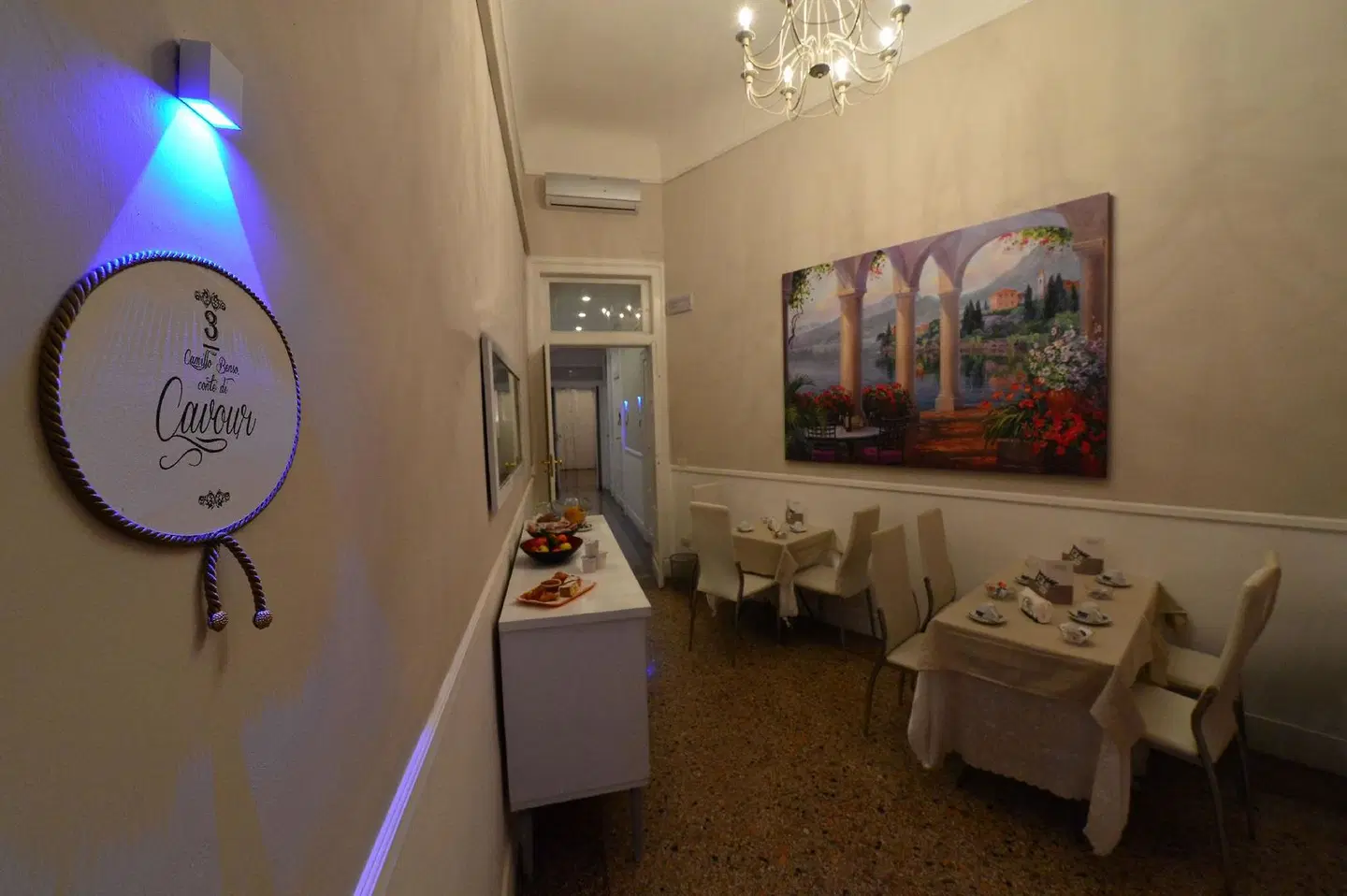 Conte di Cavour ROOM_EXAMPLE
