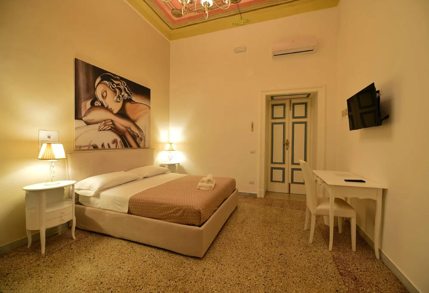 Conte di Cavour ROOM_EXAMPLE