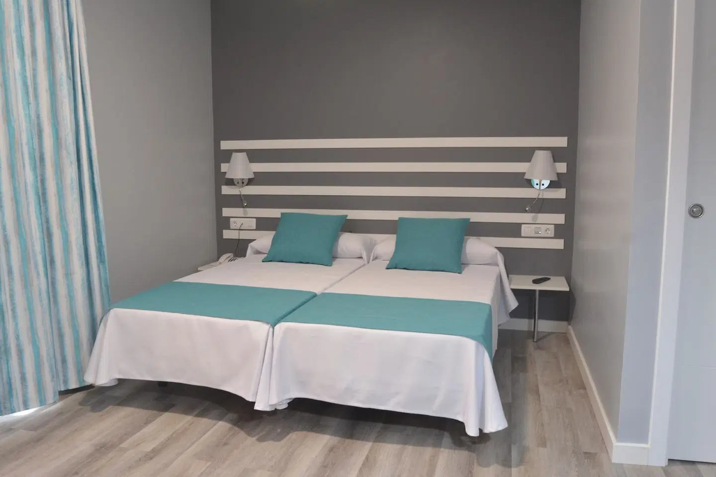 Apartamentos RF Bambi ROOM_EXAMPLE