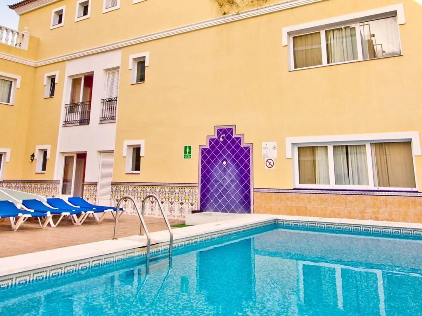 Apartamentos RF Bambi Hallenbad