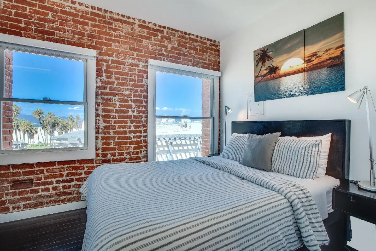 Venice Breeze Suites ROOM_EXAMPLE