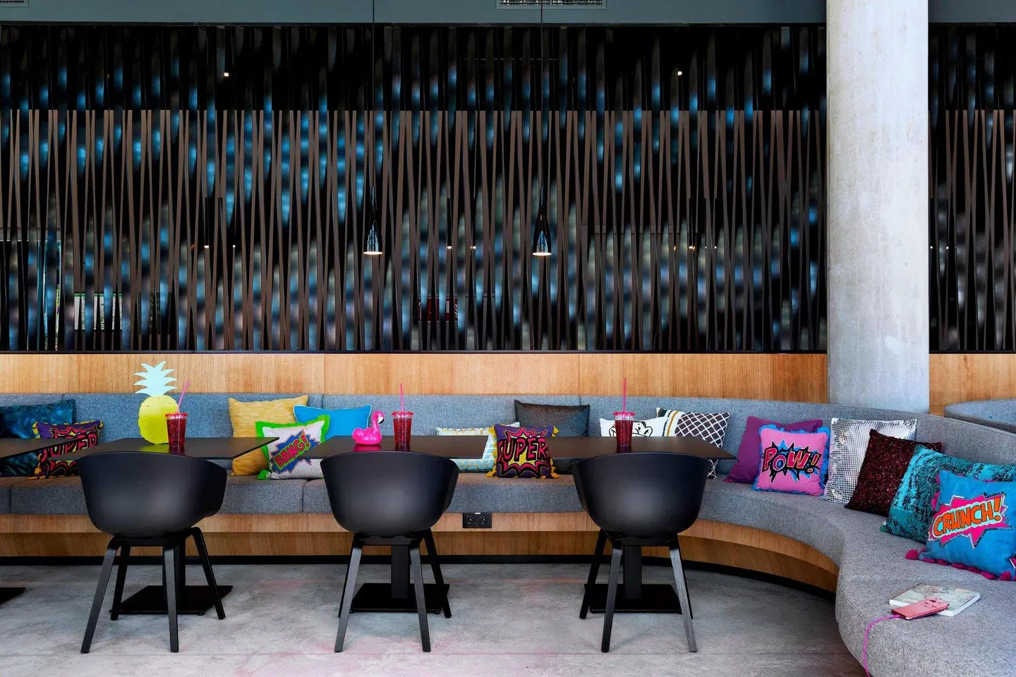 Moxy Vienna Airport Bar