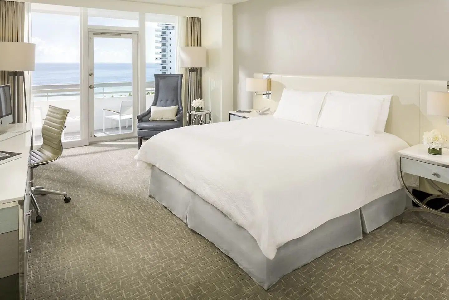 Fontainebleau Miami Beach ROOM_EXAMPLE