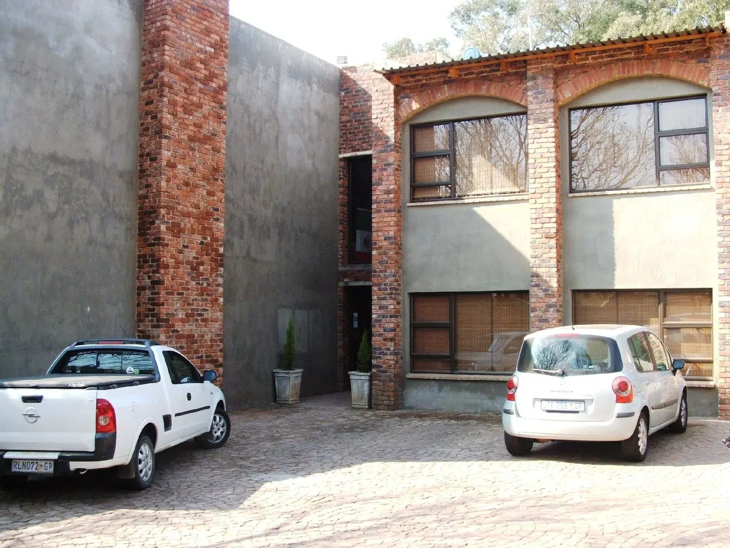 24 Onvrey 4 Star Boutique Hotel EXTERIOR