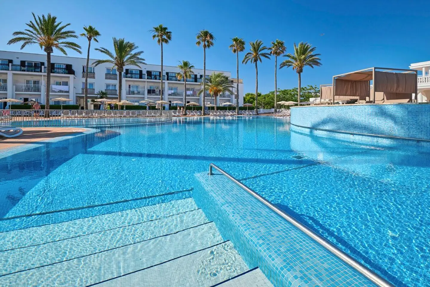 Grupotel Mar de Menorca OUTDOOR_POOL