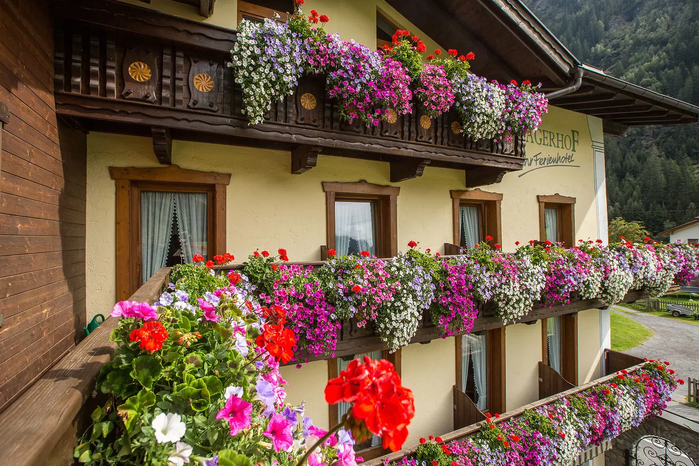 Jägerhof EXTERIOR