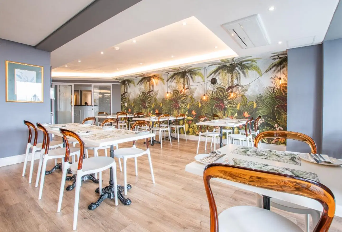 Romney Park Luxury Apartments Bar
