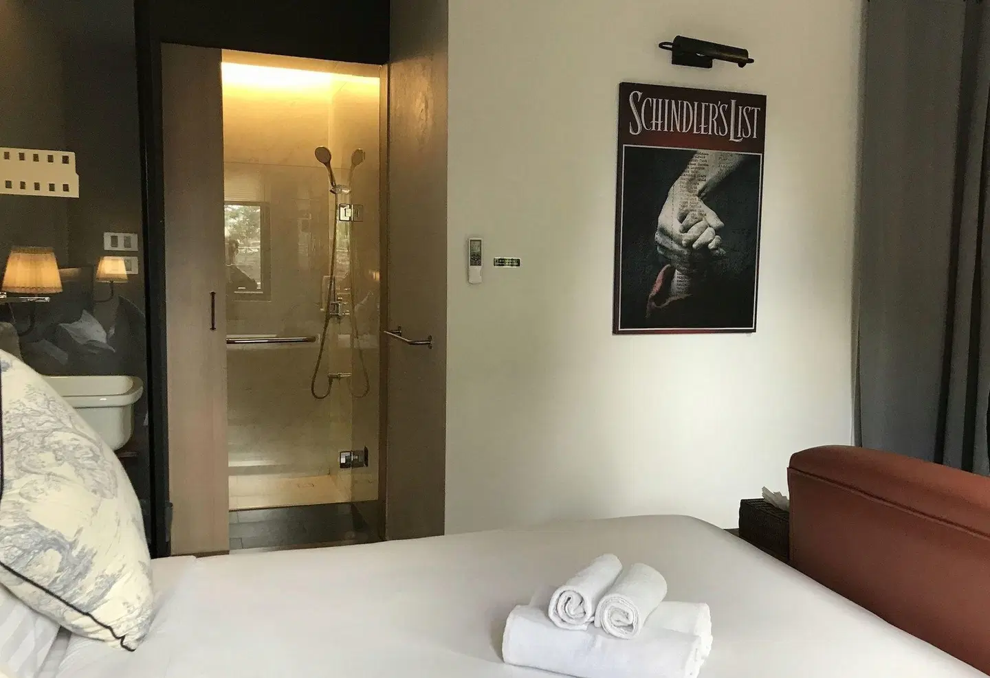 Hotel Noir ROOM_EXAMPLE