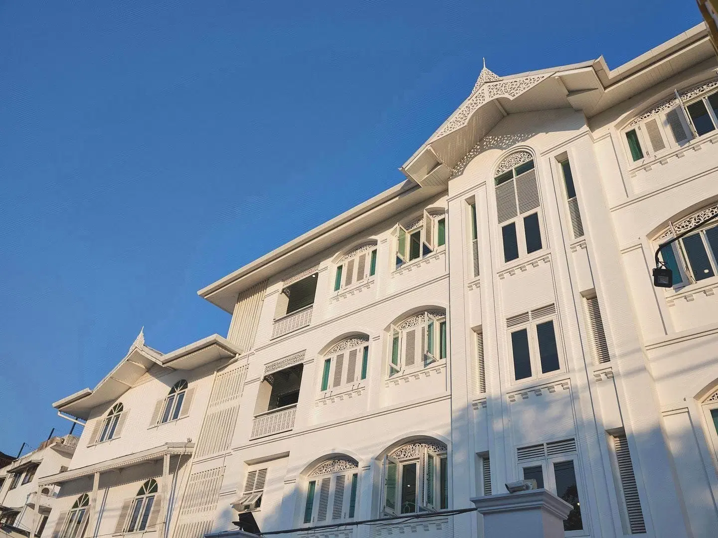 Nidhra Lanna EXTERIOR
