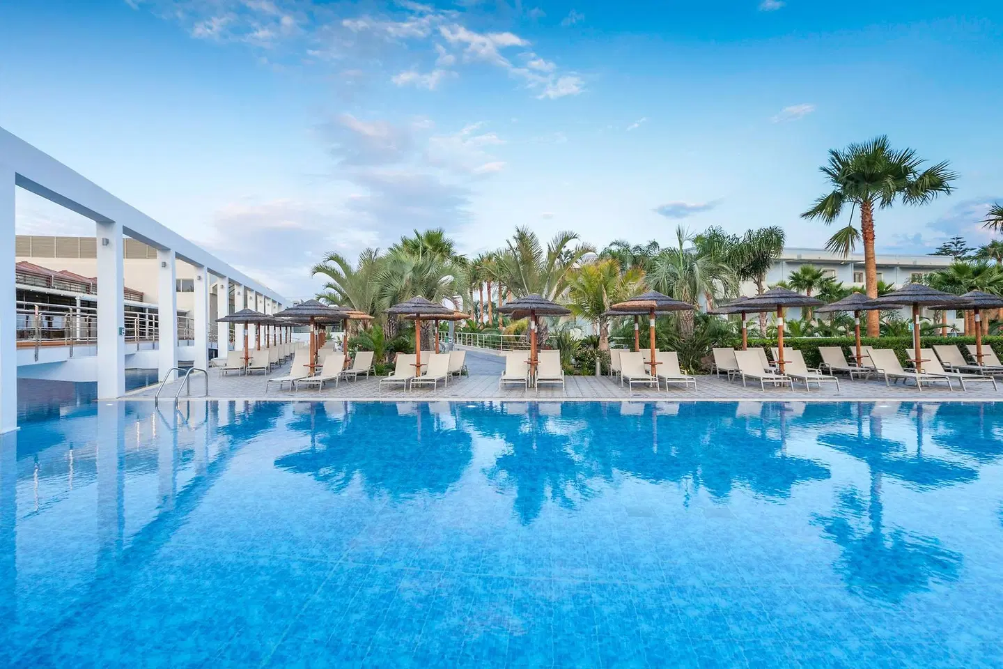 Blue Lagoon Resort OUTDOOR_POOL