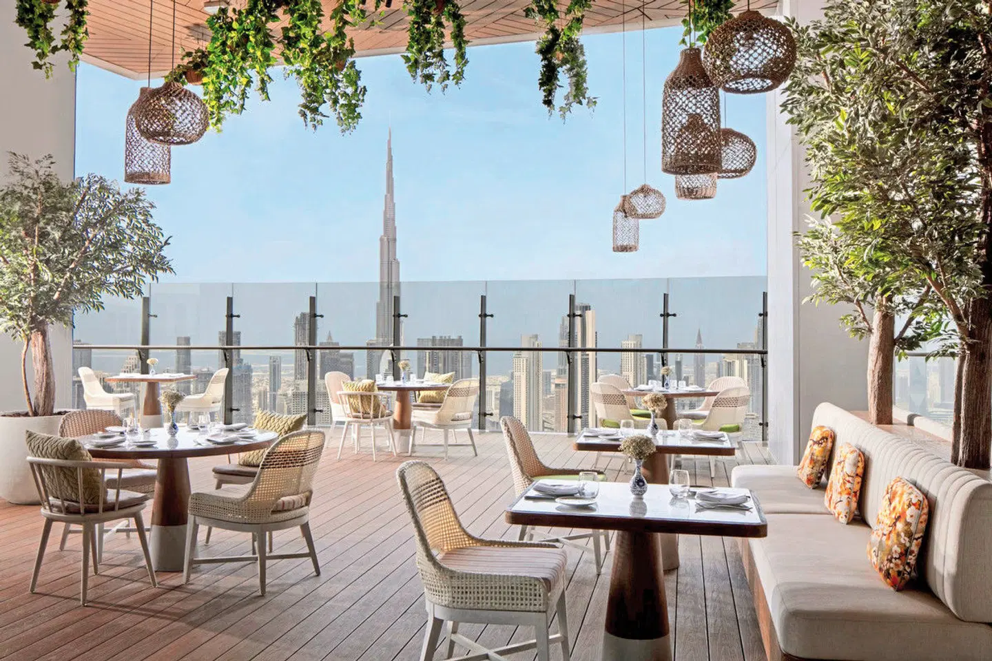 SLS Dubai Hotel & Residences RESTAURANT