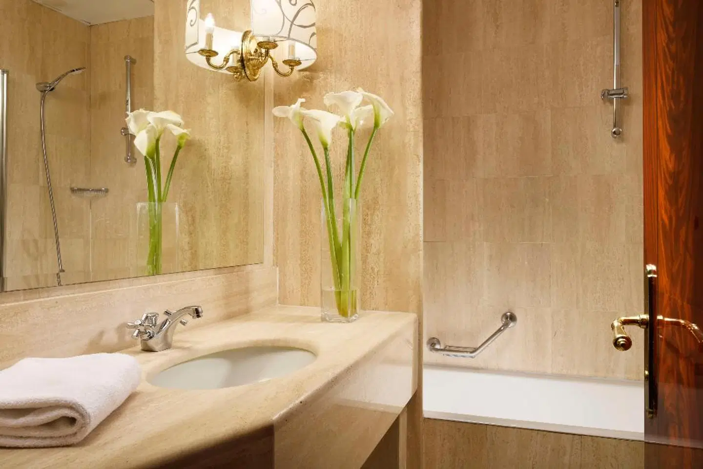 UNA Hotel Scandinavia Badezimmer