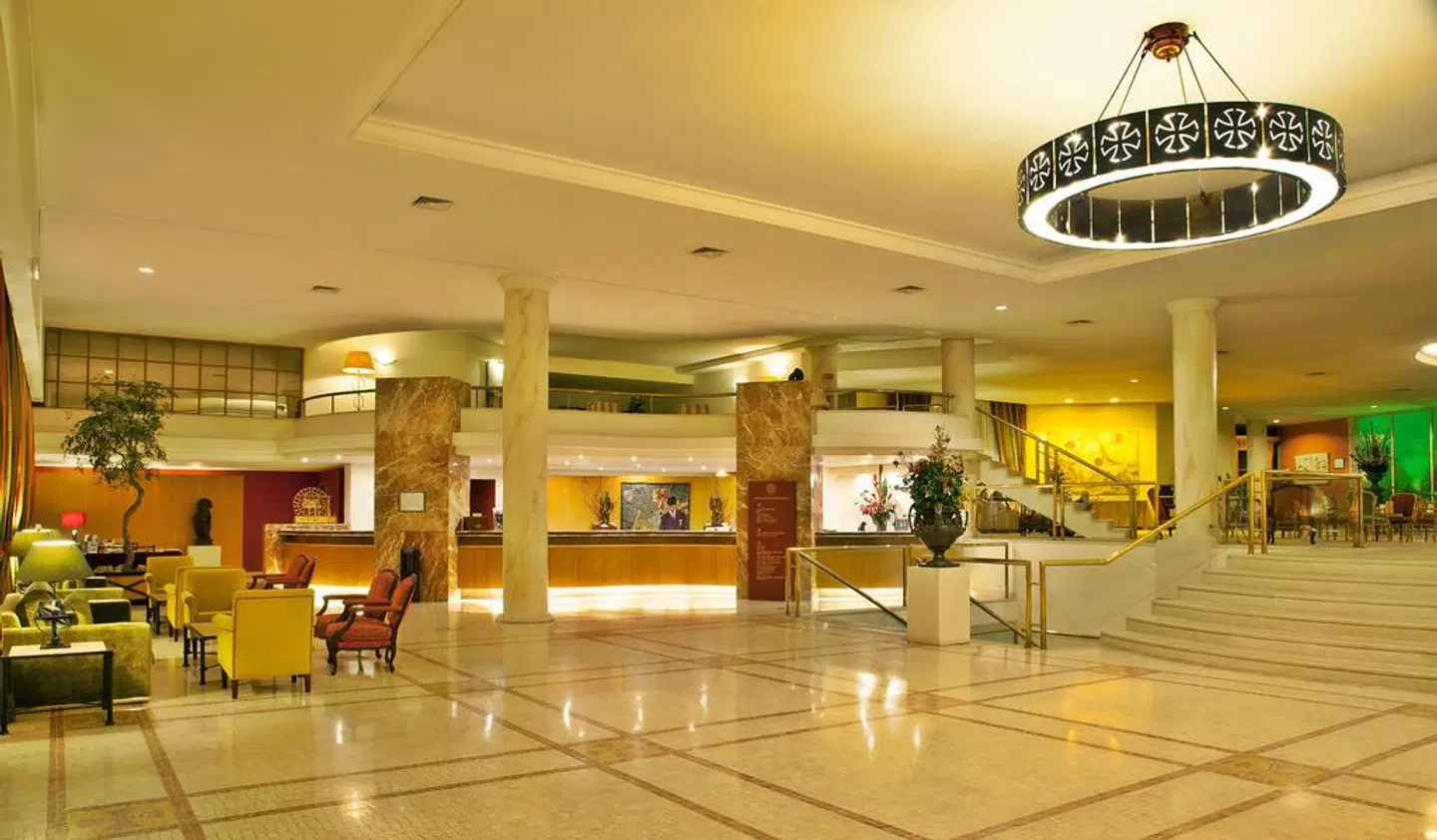 Dos Templarios LOUNGE_LOBBY
