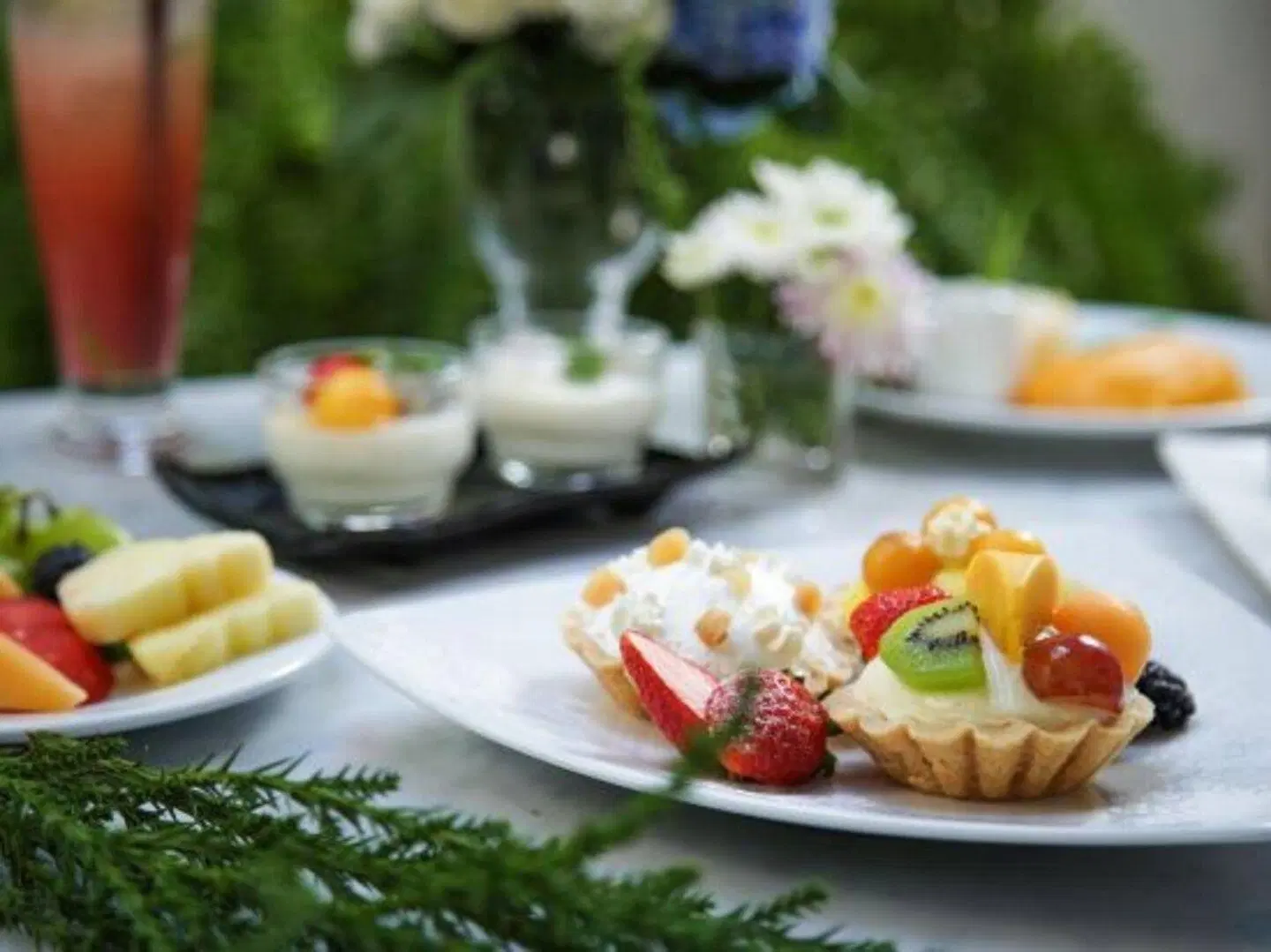 99 The Heritage Hotel Restaurant