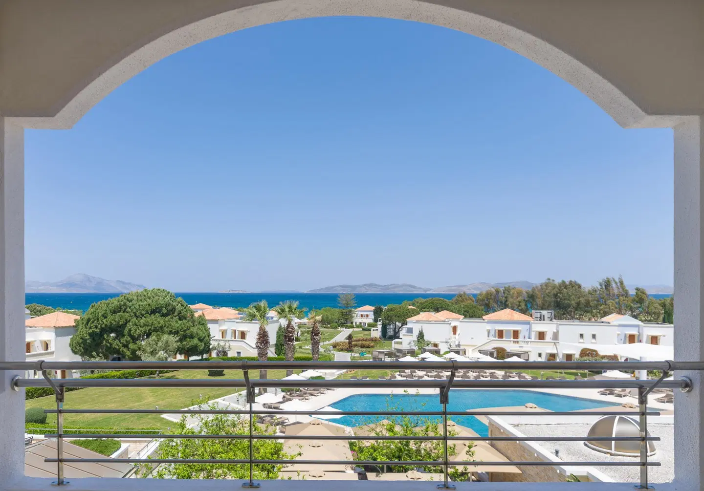 Neptune Luxury Resort EXTERIOR