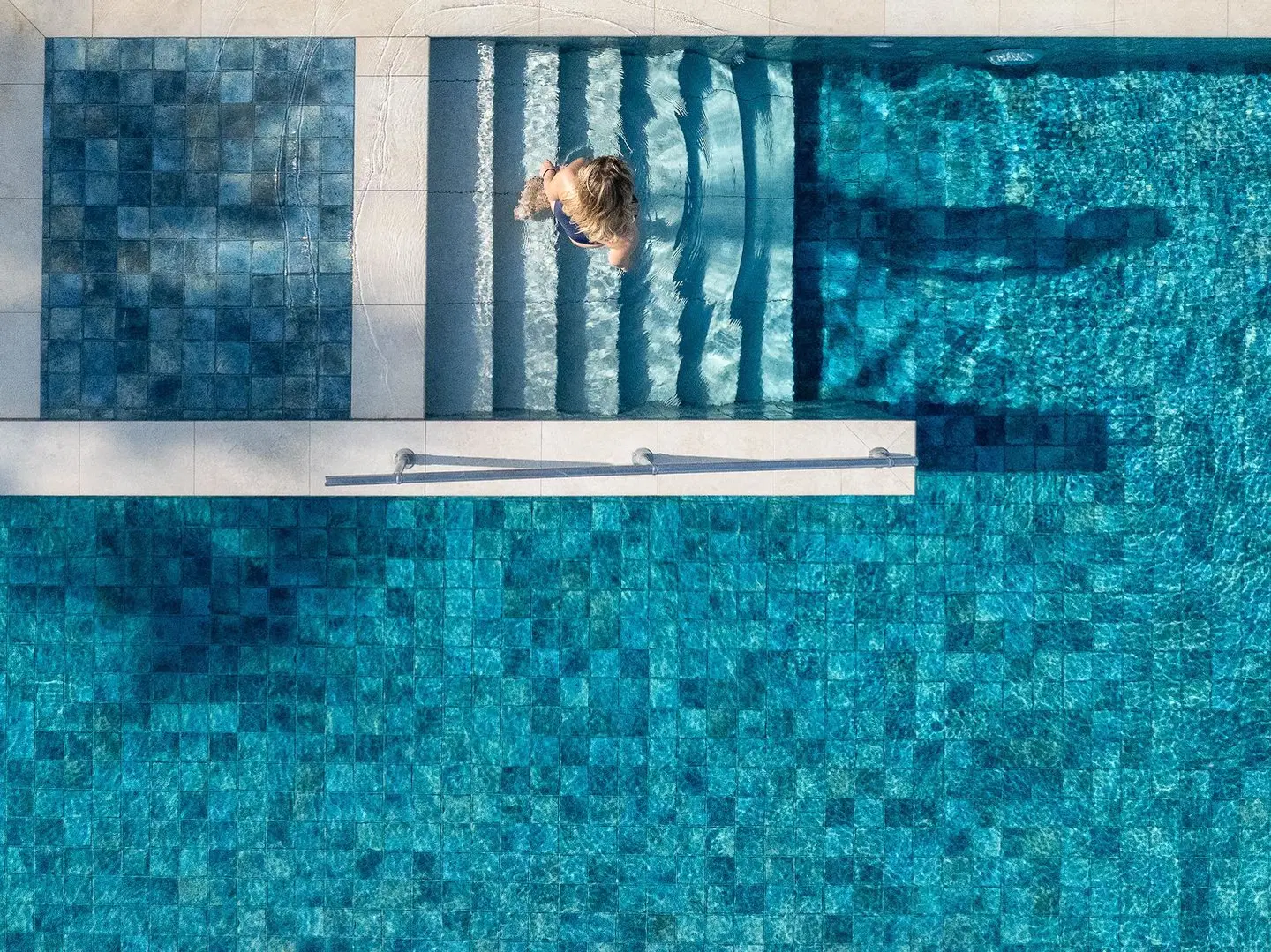 Neptune Luxury Resort OUTDOOR_POOL