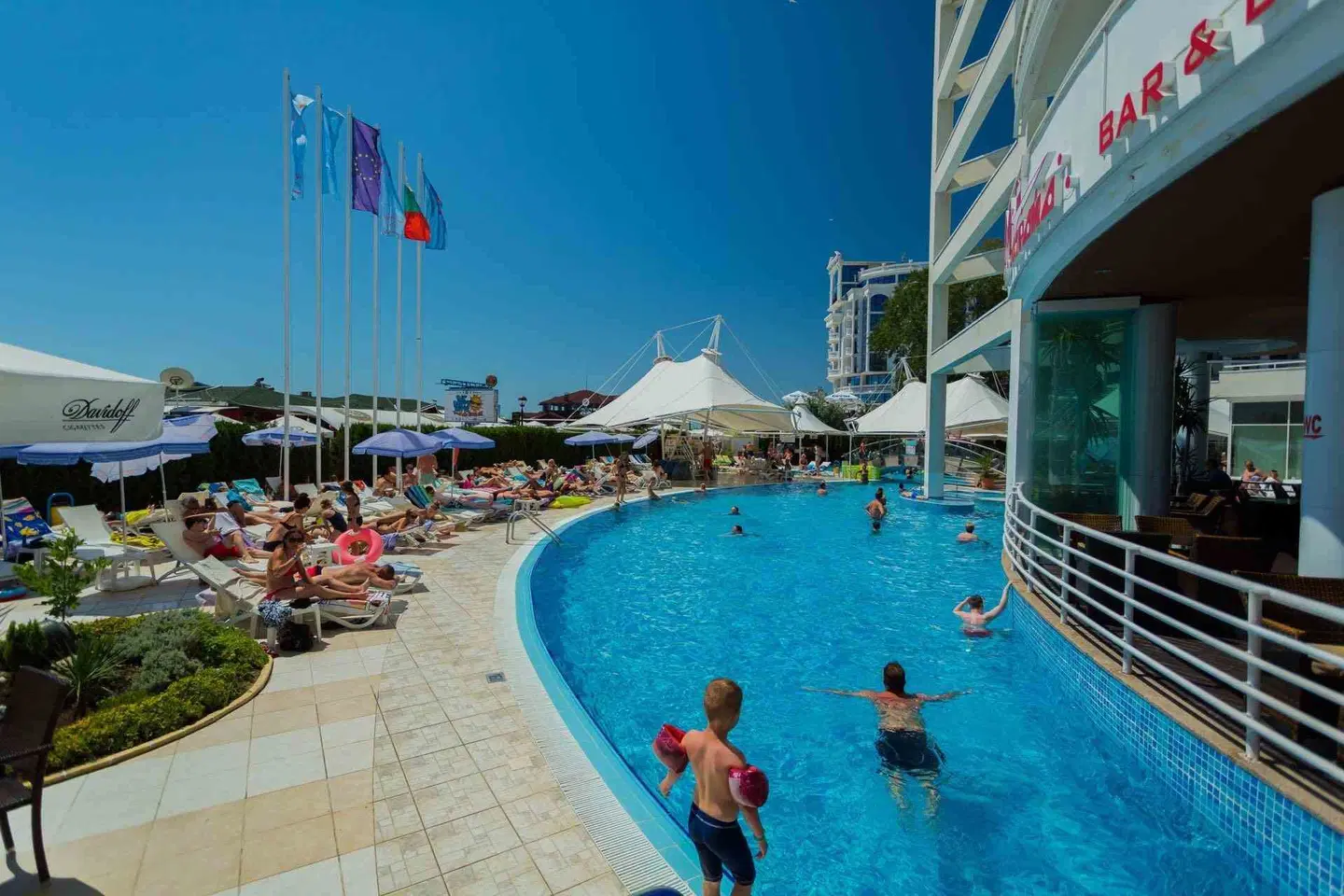 Effect Grand Victoria Hotel OUTDOOR_POOL