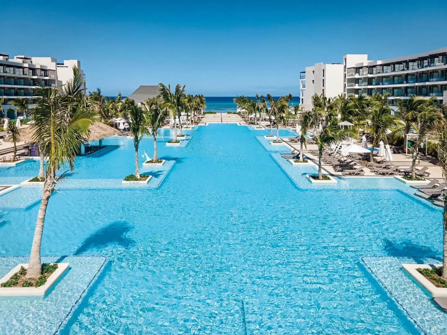 Ocean Eden Bay OUTDOOR_POOL