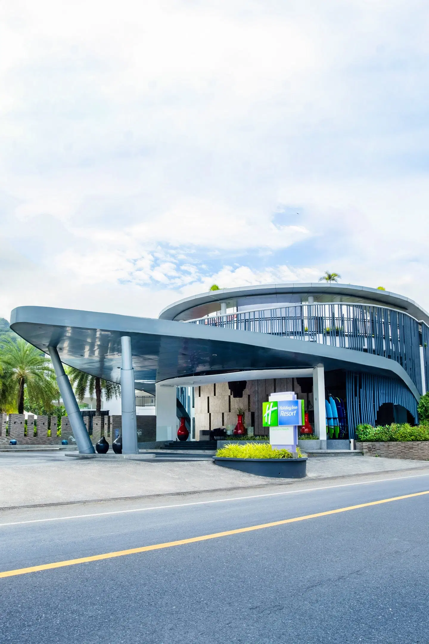 Holiday Inn Resort Phuket Karon Beach by IHG EXTERIOR