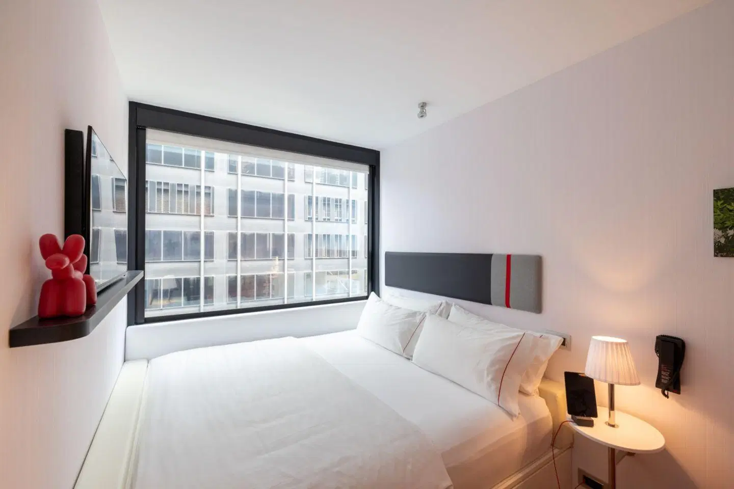 citizenM New York Times Square ROOM_EXAMPLE