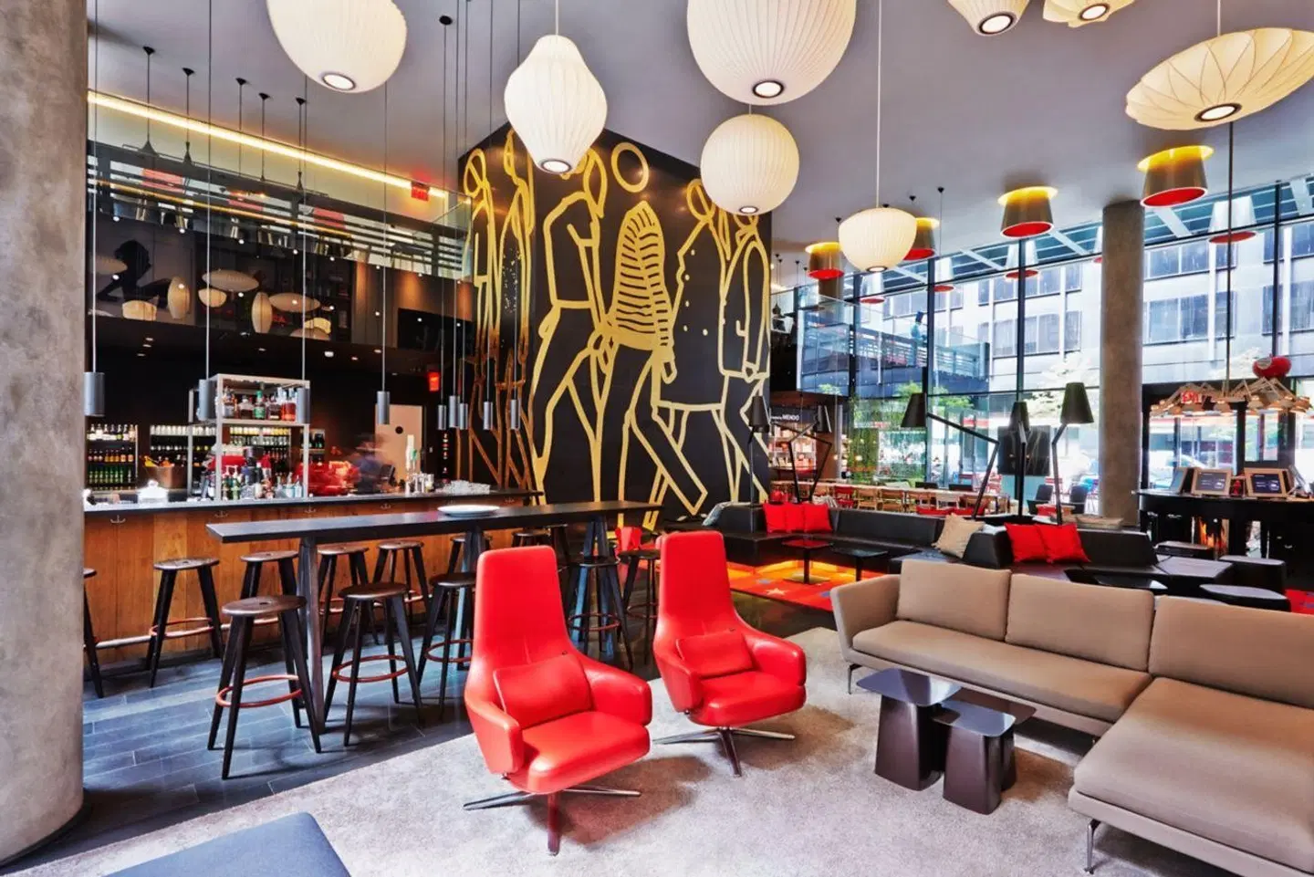 citizenM New York Times Square Bar