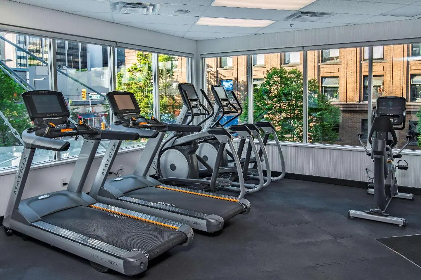 The Best Western Premier Chateau Granville Hotel & Suites SPORTS_AND_LEISURE