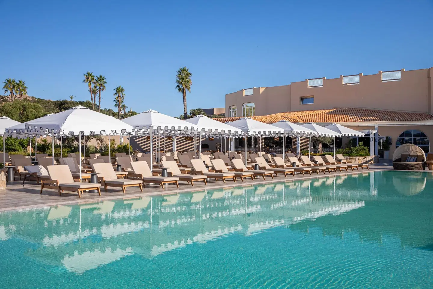Mangia's Sardinia Resort OUTDOOR_POOL