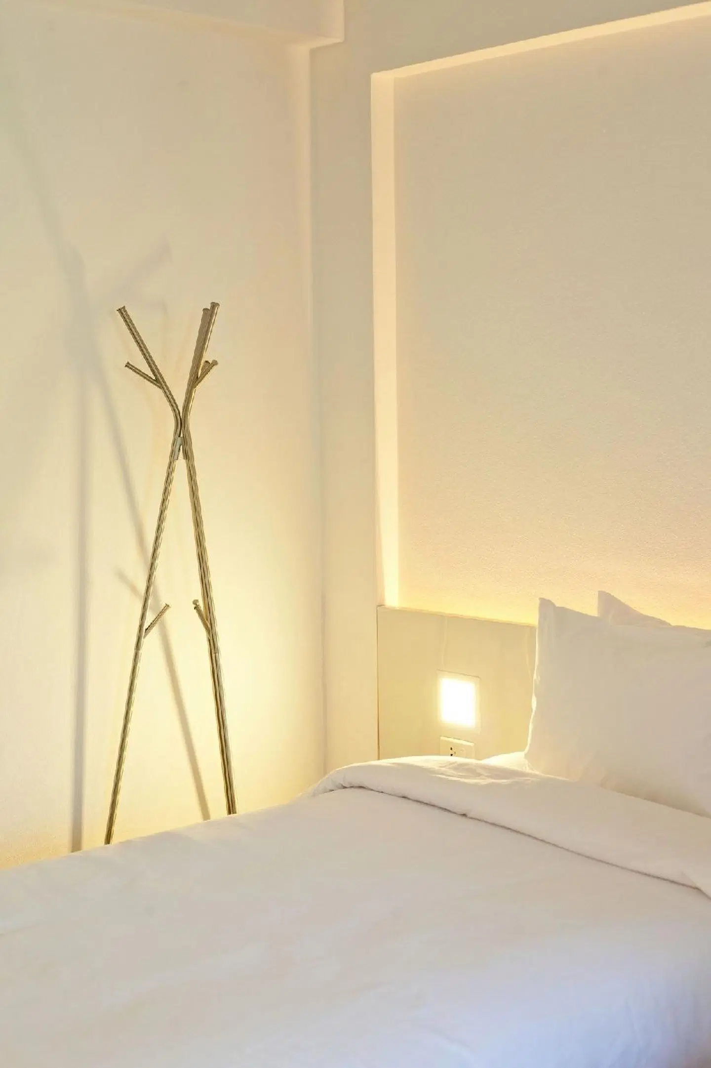 BED Phrasingh Hotel ROOM_EXAMPLE