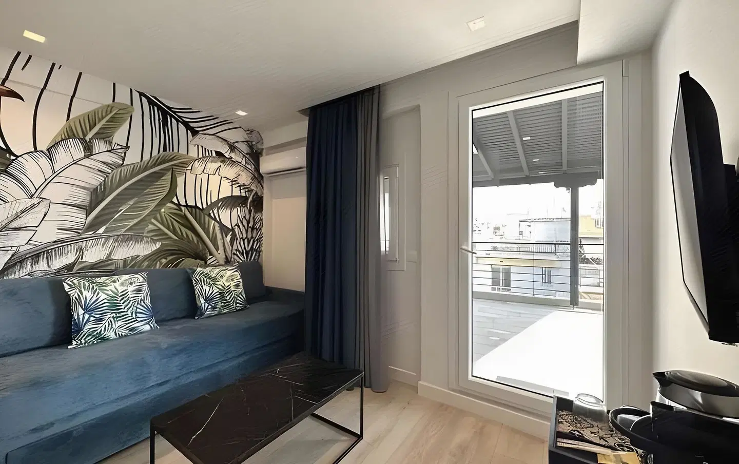Urban Elephant Suites ROOM_EXAMPLE