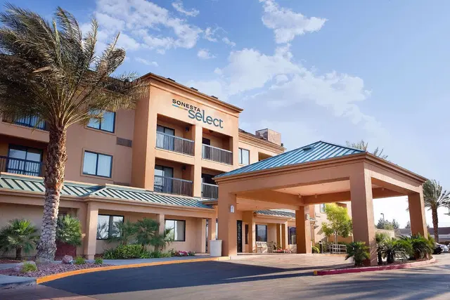 Sonesta Select Las Vegas Summerlin EXTERIOR